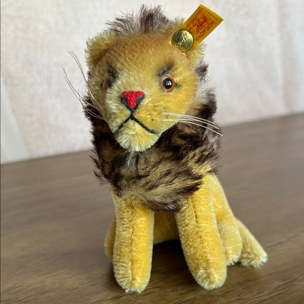 Steiff Plush Leo Lion Collectibles